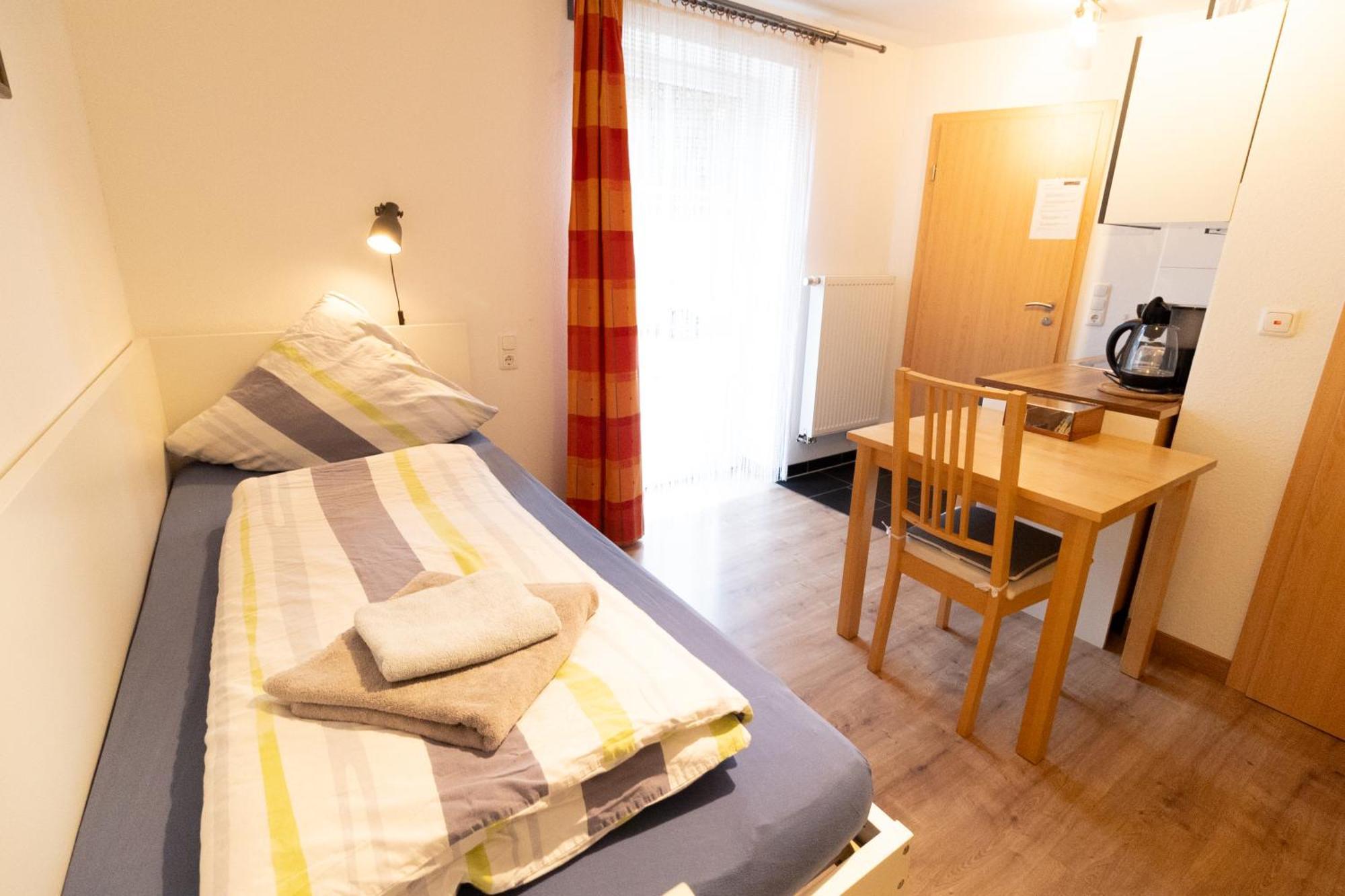 Gaestezimmer Am Alten Kaffee Hof Suderburg Exteriör bild